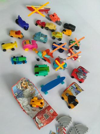 Autíčka z kinder vajíčok,