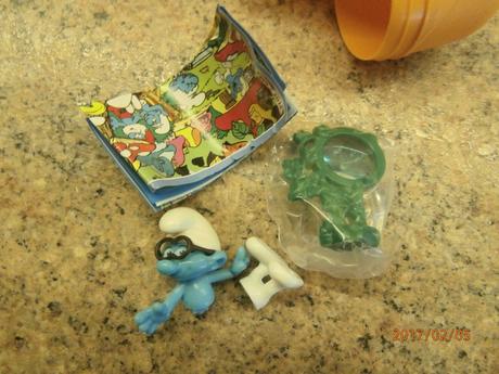 Kinder 2017 šmoula so zrkadlom,