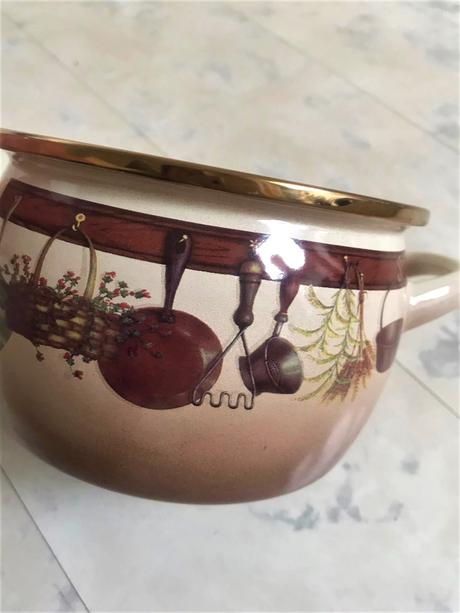 Smaltovaný hrniec + prikrývka 1,5 l, 