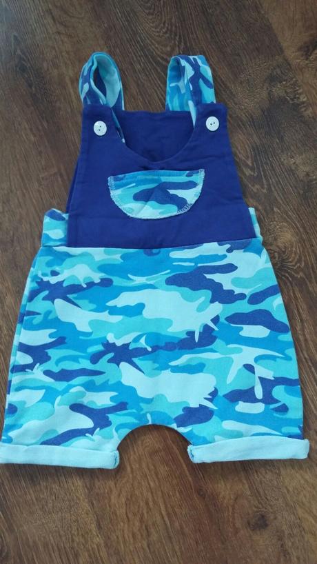 Pudlové šortky na traky, 74