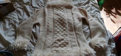 Pletený svetrik, 122