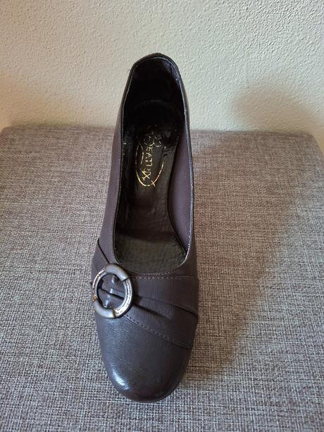 Hnedé kožené lodičky (veľkosť 36), 36