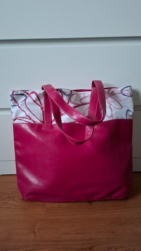 Taška na pláž, f&f