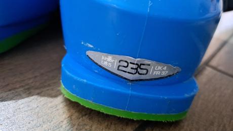 Lyžiarky firefly, 37