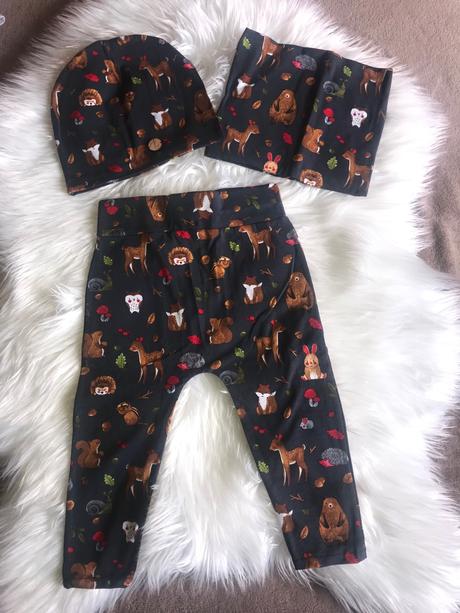 Teplaky, ciapka a nakrcnik, 92