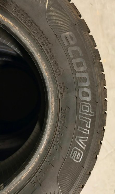 Dunlop letné pneumatiky 215/70 r15c 109/107s econ, 