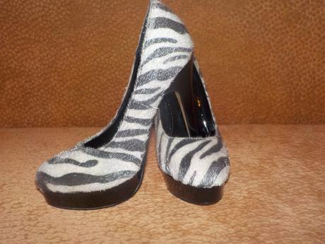 Zebrové lodičky, 37