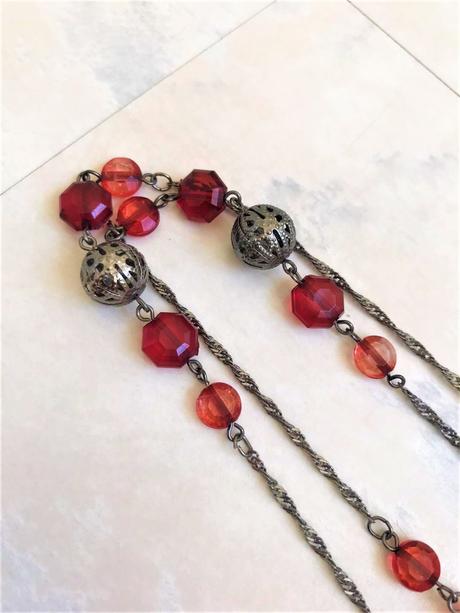 Starožitný náhrdelník,