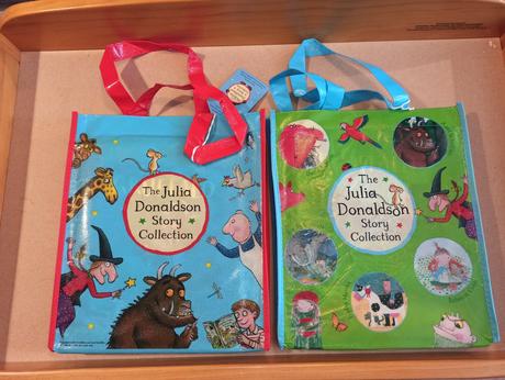 Julia donaldson story collection modra,