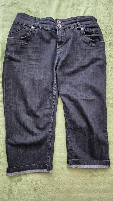 Tristvrtove damske rifle 46, c&a,46