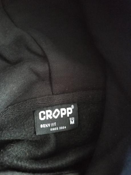Hrubšia čierna mikina cropp, m