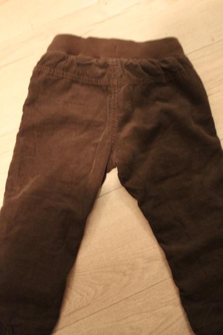 Menčestrové nohavice, f&f,92