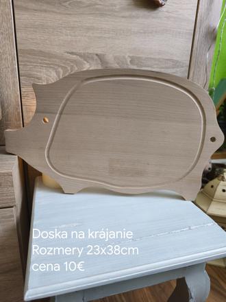 Krásna doska na krájanie v tvare prasiatka,