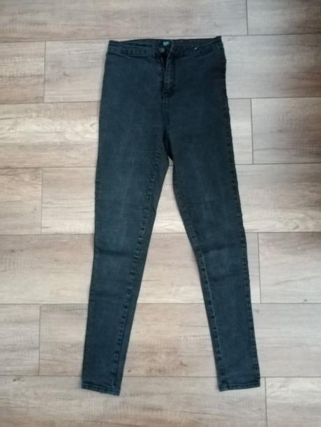 2x rifle, clockhouse,38