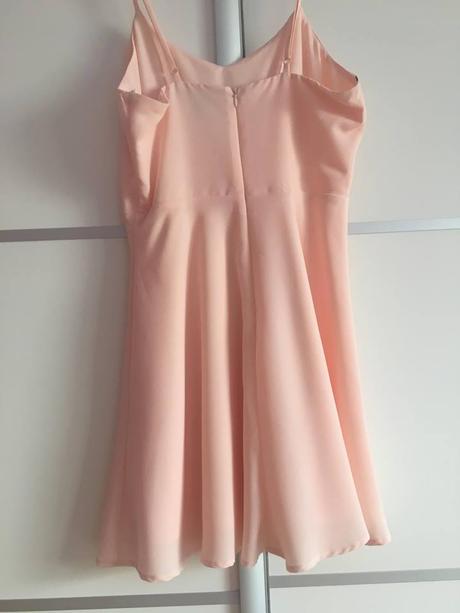 Ružové šaty, s