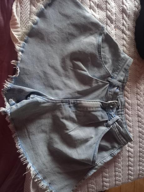 Kratasy, tezenis,m