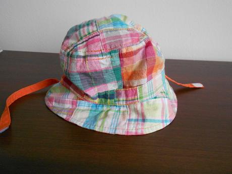 Letný- obojstranný klobúčik, benetton,68