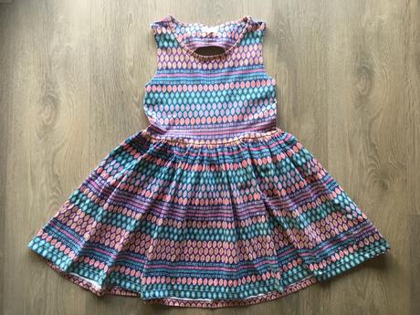 Detské šatičky zn.pumpkin patch, 9-10 r., 140