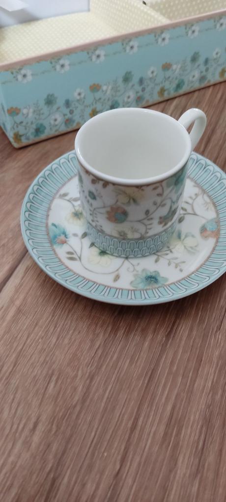 Porcelánová sada na kávu, 