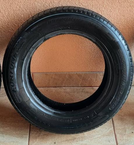 Predám 3 ks zimné pneumatiky 165/70/r14,