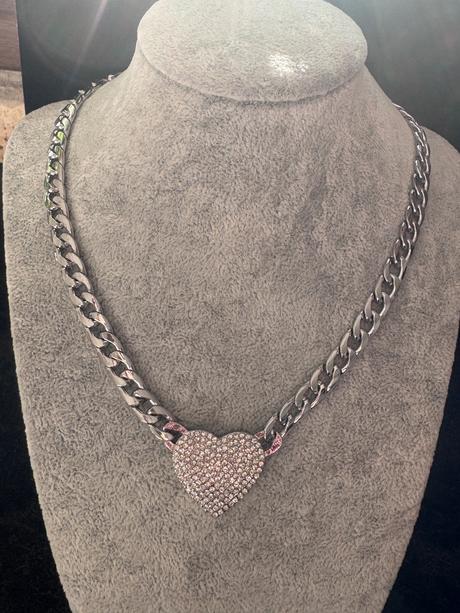Náhrdelník so srdiečkom,