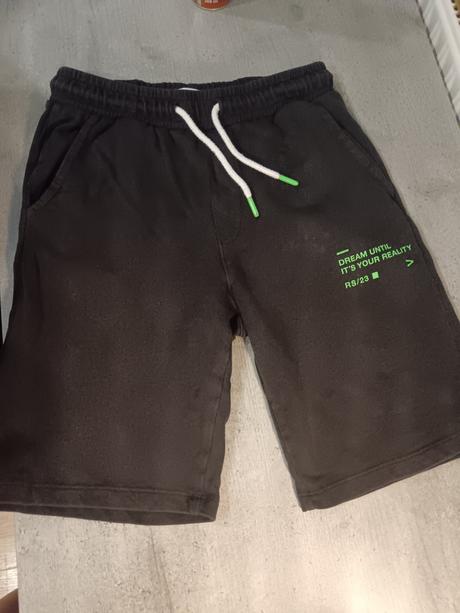 Kratase, reserved,152