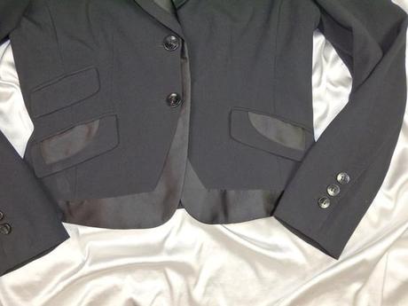 Luxusné čierne sako, 42