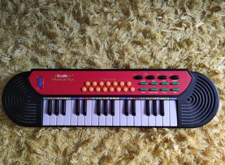 Piano,klavesy,klavir, varhany,