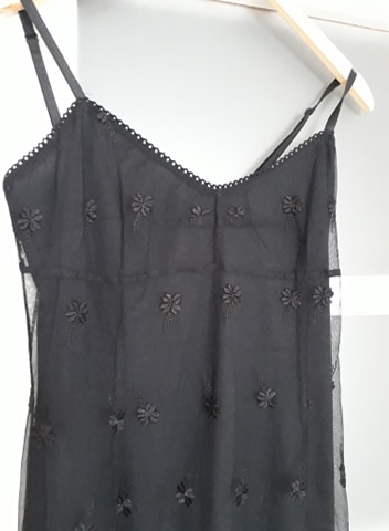 Cierne saty c. 38, m