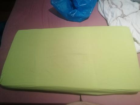 Cestovná postieľka, 