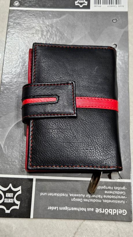 Kožená peňaženka,