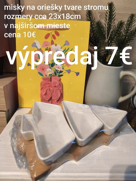 Misky na oriešky v tvare stromu,