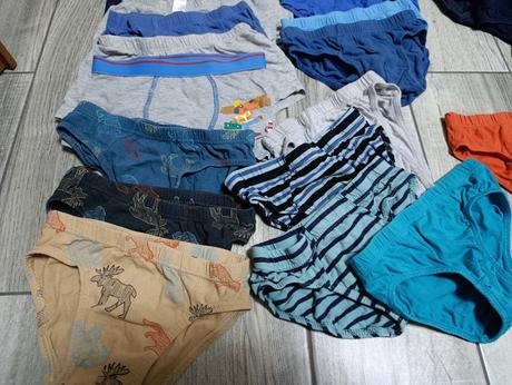 25x slipky + boxerky 110/116, 110