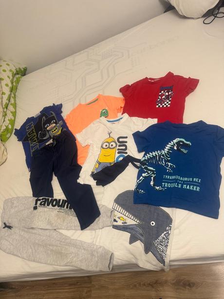 Balík 104, nohavice, tepláky ,tričká, 104–116