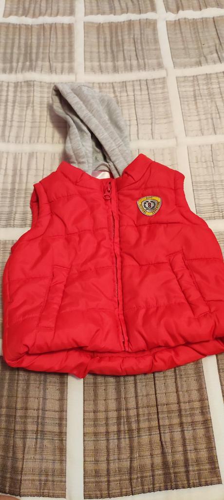 Chlapčenská vesta, f&f,68