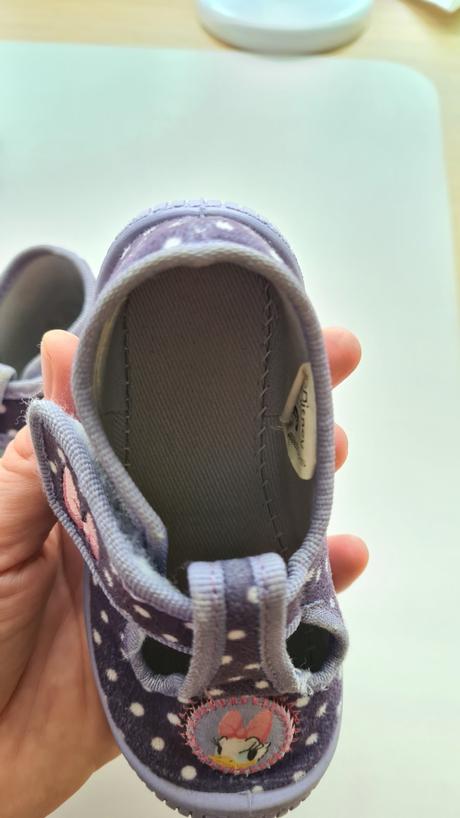 Papučky, disney,23
