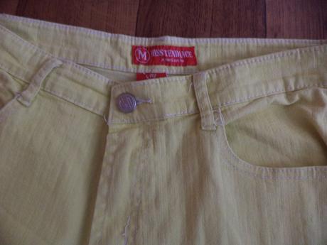 Damske žlte rifle 42 , 42