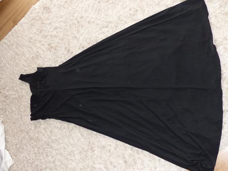 Čierne spoločenské šaty, xl