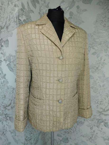 Luxusna prechodna bunda, 40