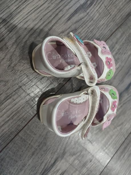 Sandalky, cupcake,19