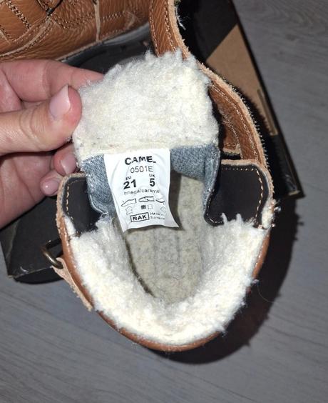 Rak kvalitne cizmy, rak,21