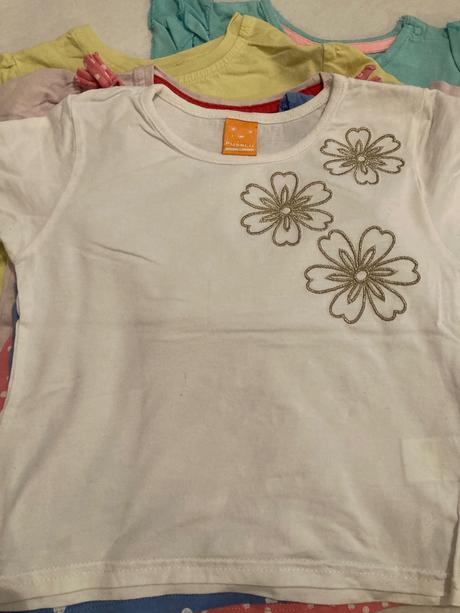 Tricka/tielka/ tuniky 25ks, 92