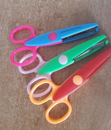 3 kusy nožnice s vlnkovým strihaním na kreatívitu, 