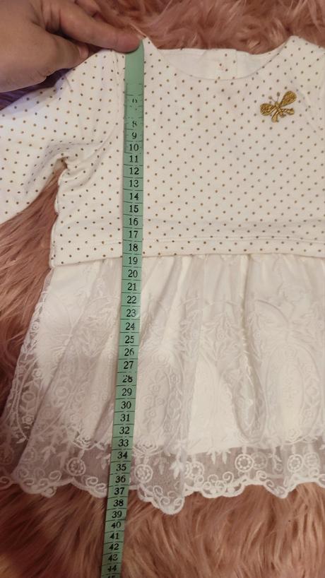 Slávnostné šaty, 68