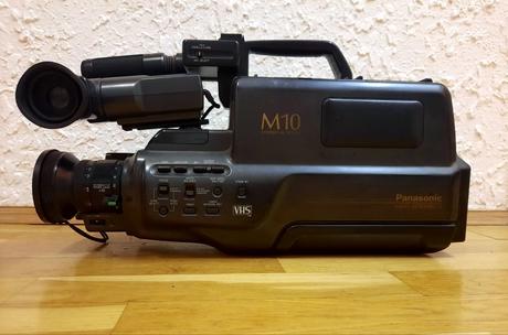 Panasonic m10 retro vhs kamera + ac adaptér, panasonic