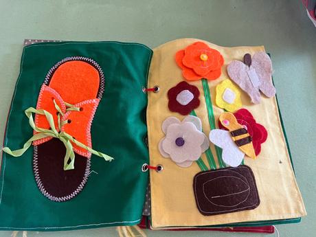 Quiet book - látková kniha,