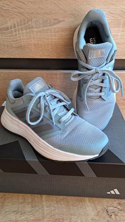 Botasky adidas cloudfoam comfort, adidas,36