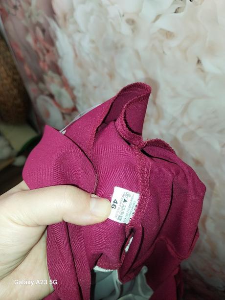 Šaty na ples aldbo stužkovu, 44