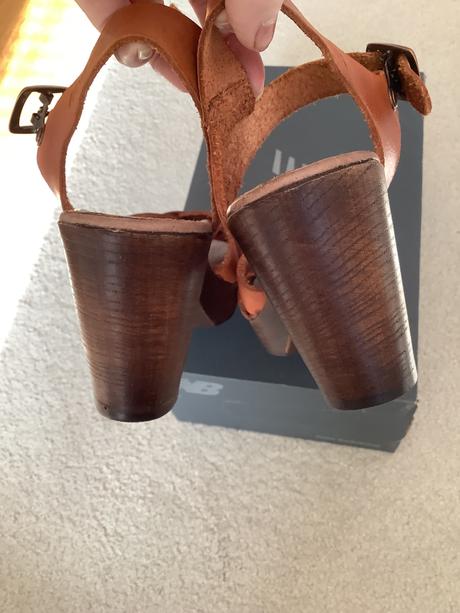 Kožené sandále dasia, 39