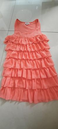 Šaty ružove volanove, s